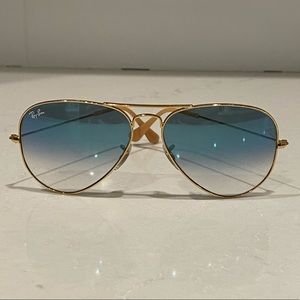 Ray-Ban Aviator Blue Gradient sunglasses